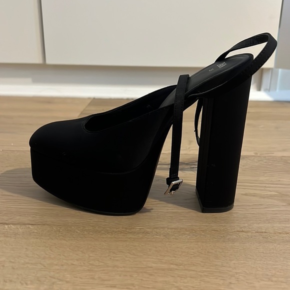 Zara platform heel - Picture 1 of 5